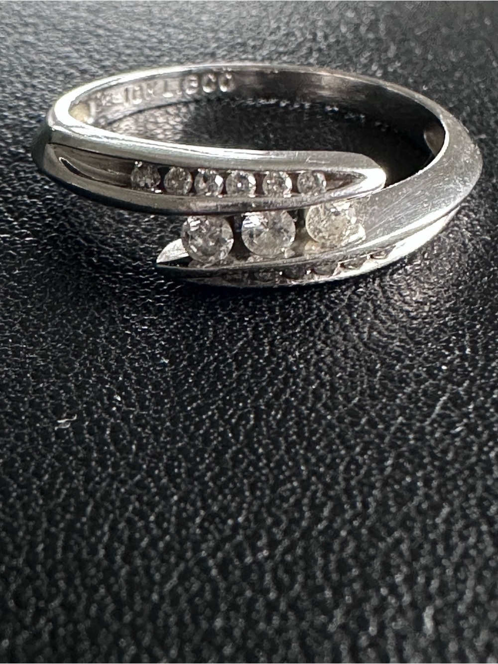 Libco white gold and diamond ring sz 6